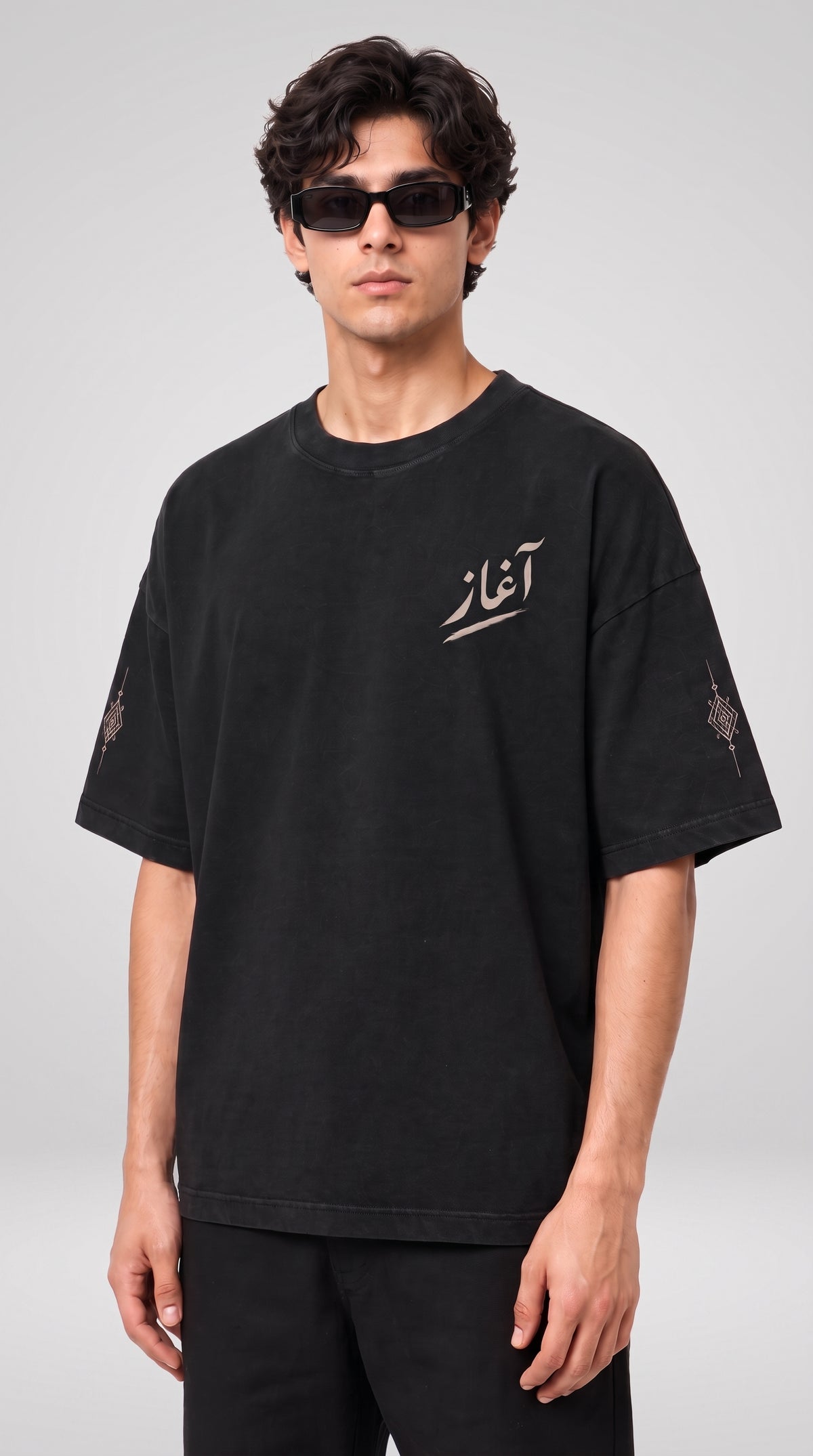 BLACK SHADOW GRAPHIC TEE