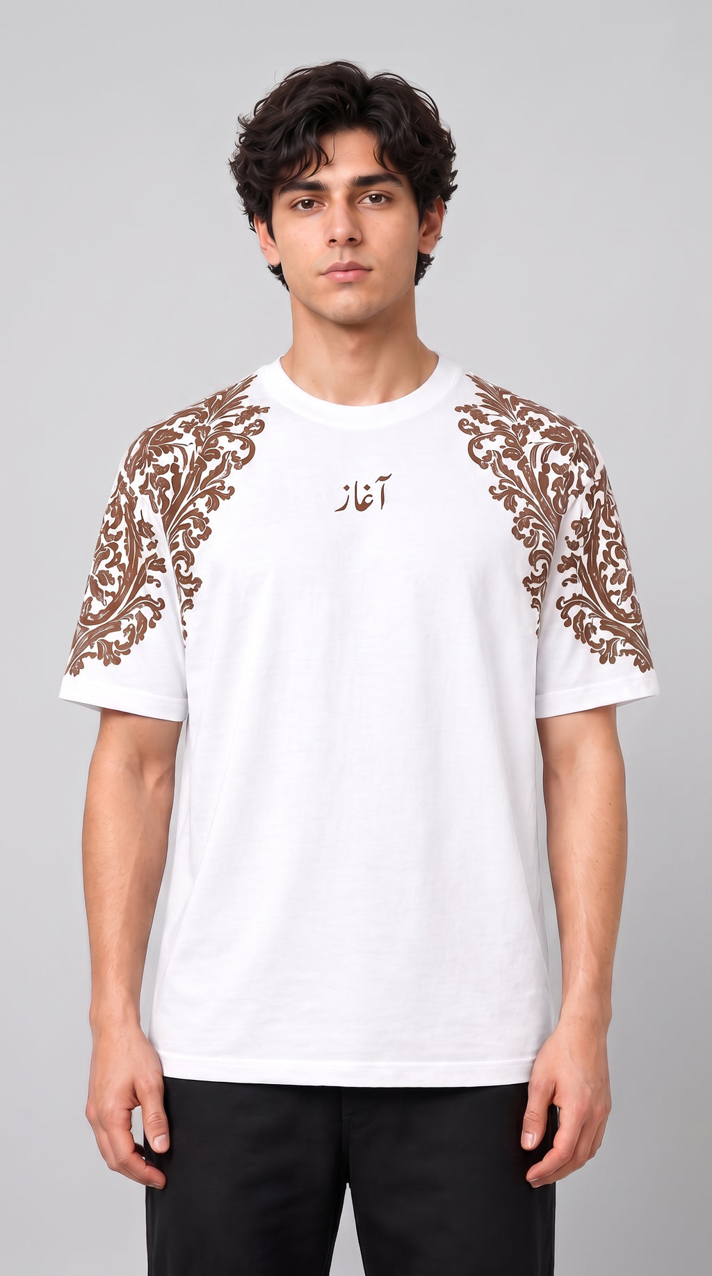 WHITE FLORAL GRAPHIC TEE