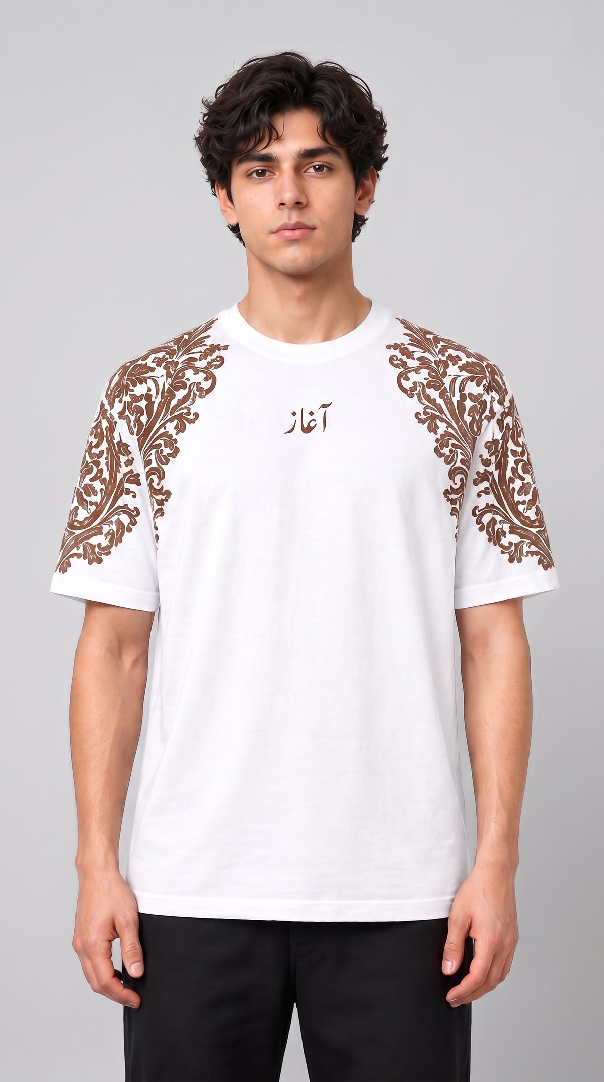 WHITE FLORAL GRAPHIC TEE