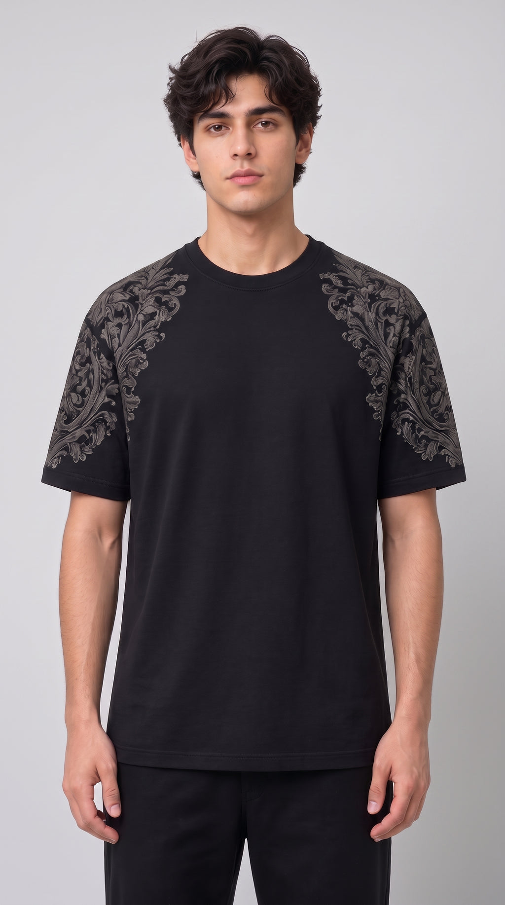 BLACK FLORAL GRAPHIC TEE